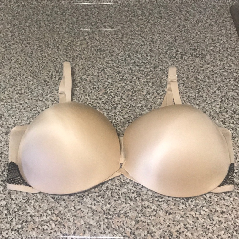 Maidenform 38 D bra
